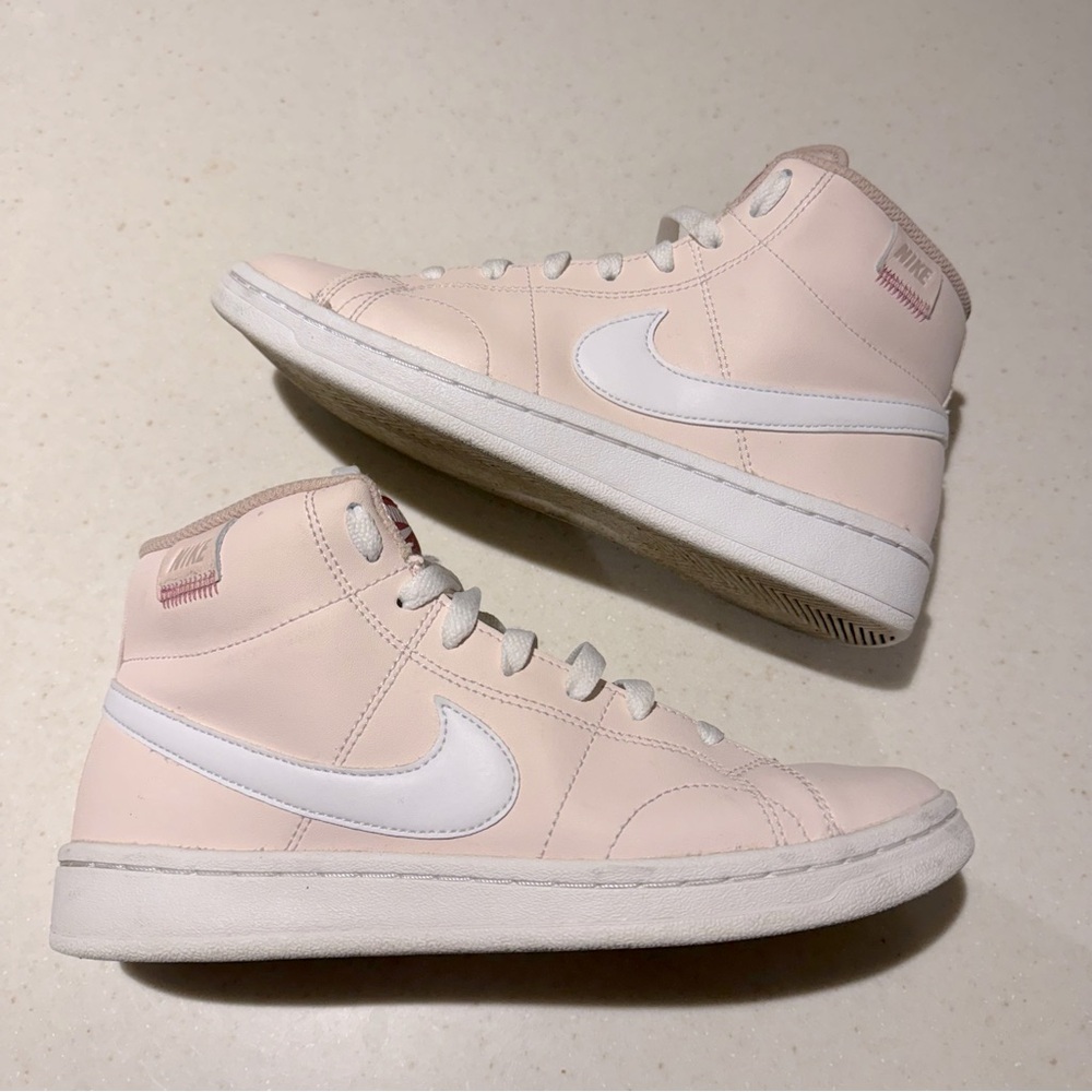 Women’s Nike Court Royale 2 Mid Sneakers